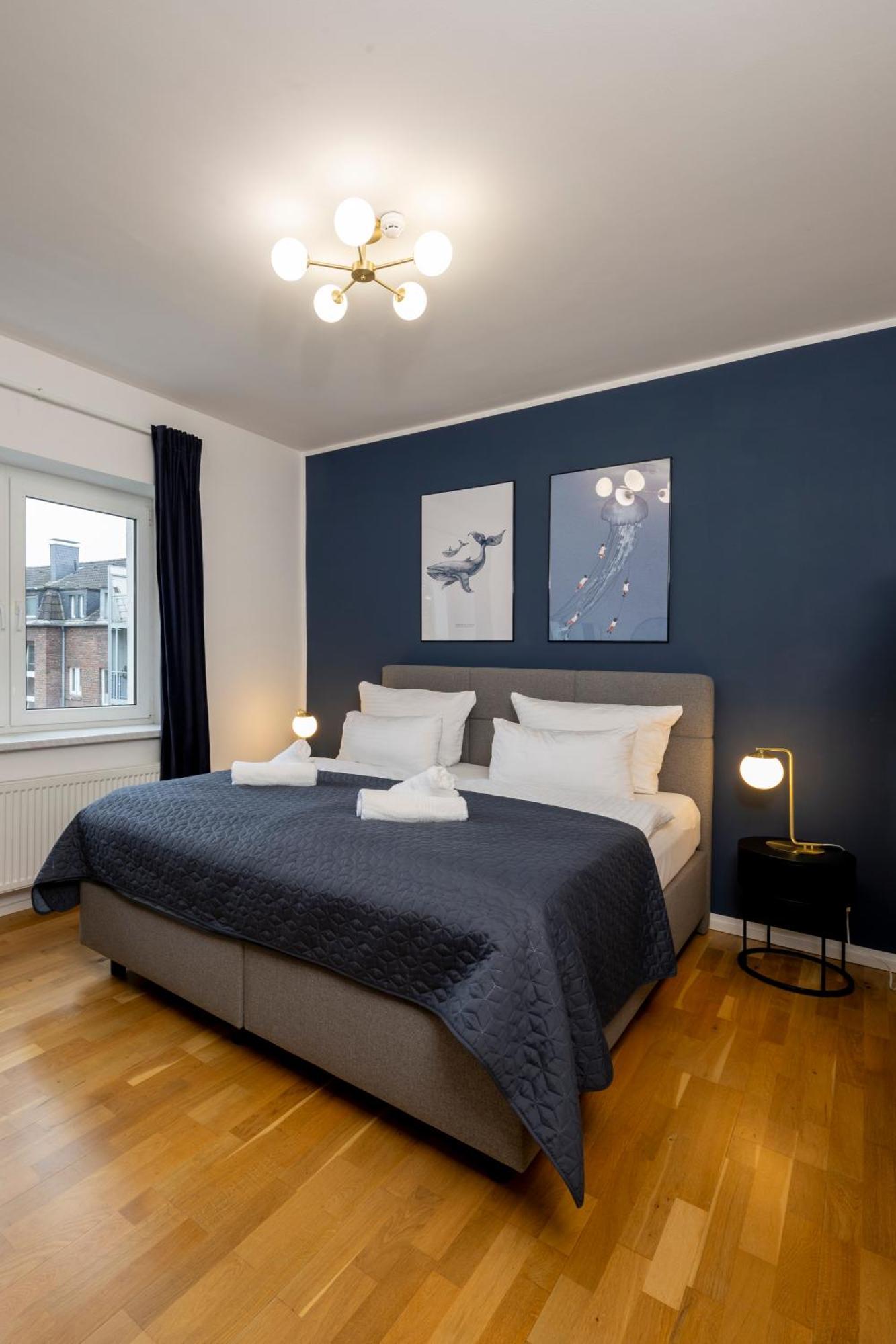 Olive Apartments - 2X Kingsize Betten - Sehr Zentral Leverkusen Esterno foto