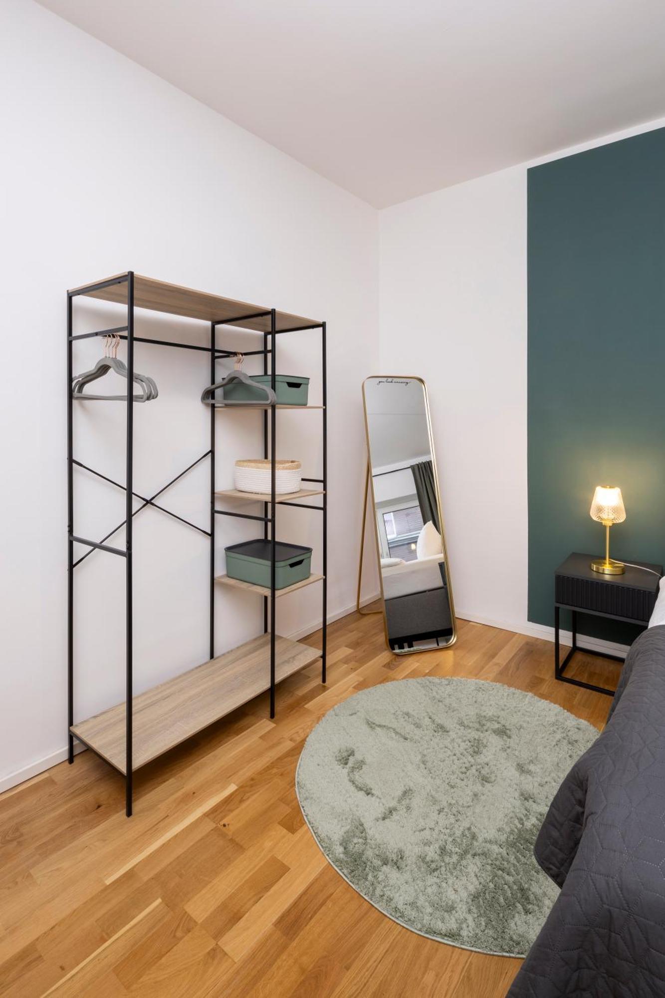 Olive Apartments - 2X Kingsize Betten - Sehr Zentral Leverkusen Esterno foto